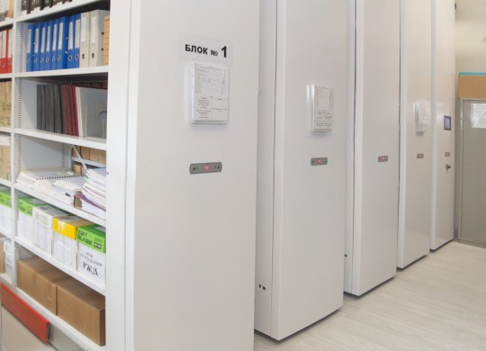 Установка 2х видов стеллажей